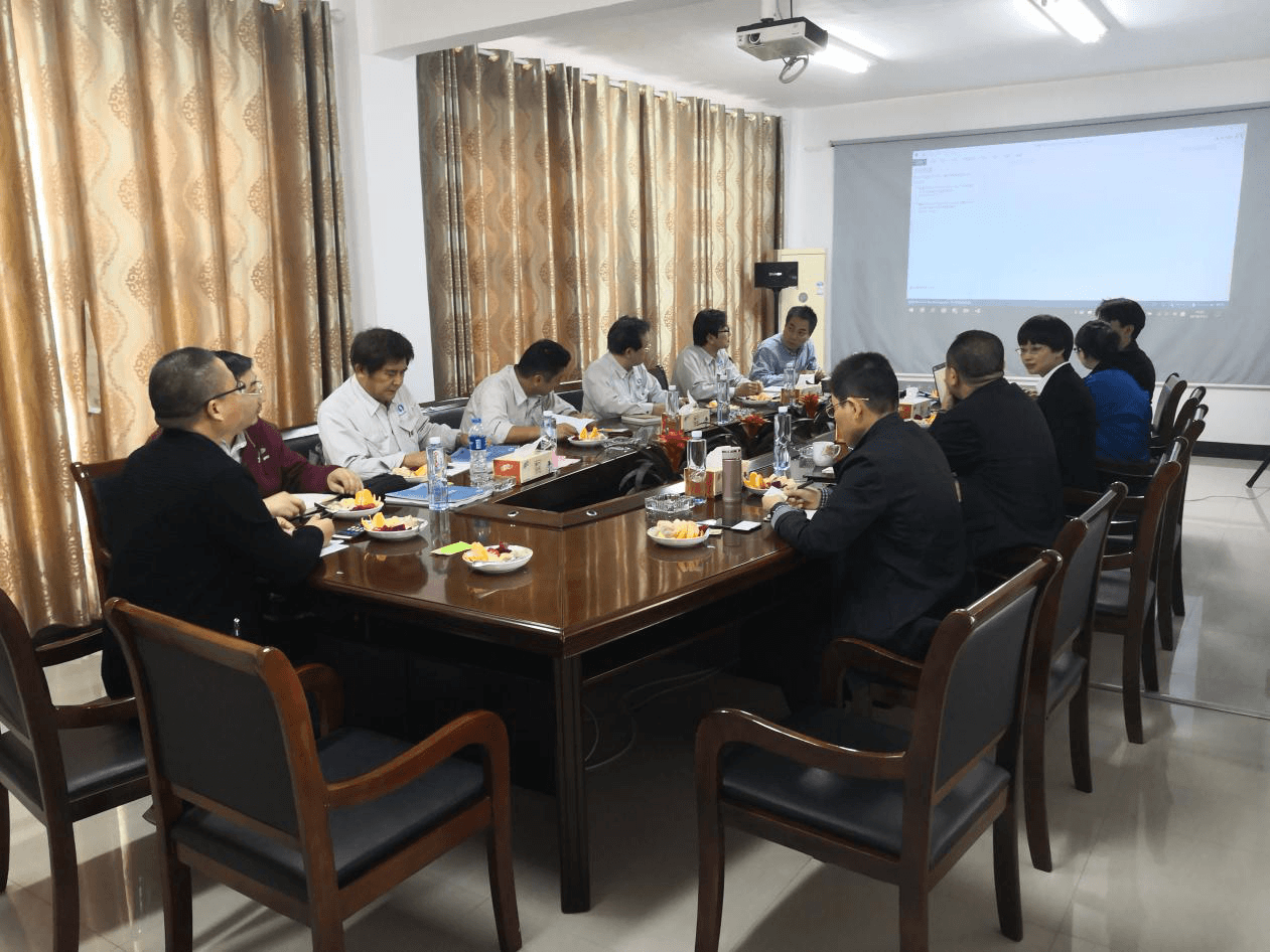 江蘇江河會(huì )議室與日本客戶(hù)溝通