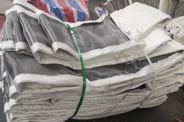 非金屬織物補償器蒙皮是什么