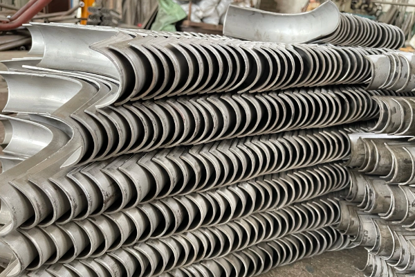 低溫過(guò)熱器防磨瓦哪里有賣(mài)