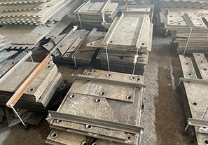 下料溜槽鏡面耐磨襯板：降低維護成本的關(guān)鍵