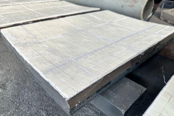 輸送機的耐磨陶瓷襯板